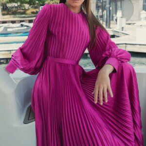 NEW MAC DUGGAL - Fuchsia Long Sleeve Pleated Handkerchief Dress - Size 14